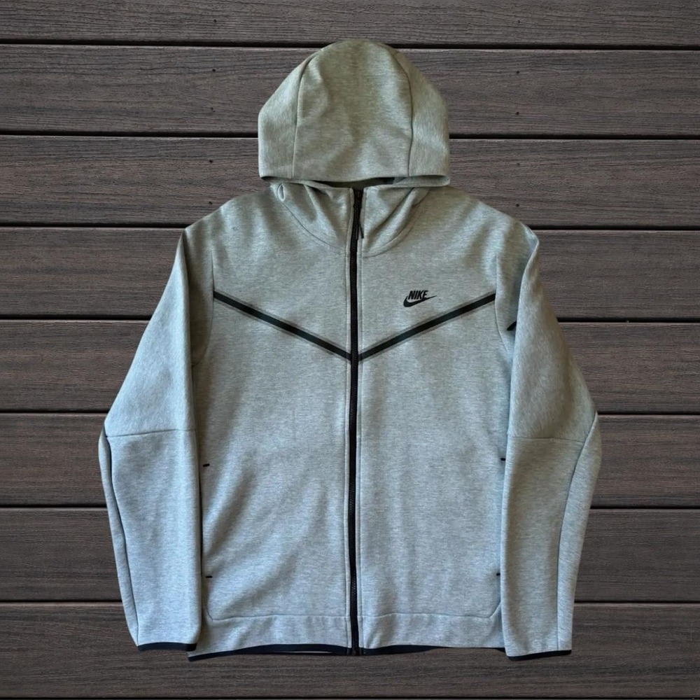 Nike Tech Fleece Full Zip Hoodie – Heather Grey Sportswear Jacket Size Medium